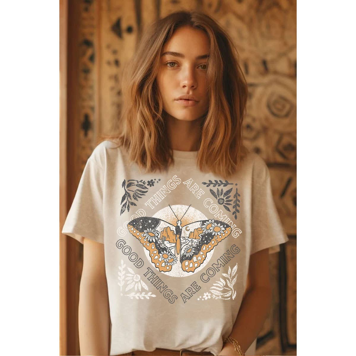 GOOD THINGS ARE COMING MINERAL GRAPHIC TOP