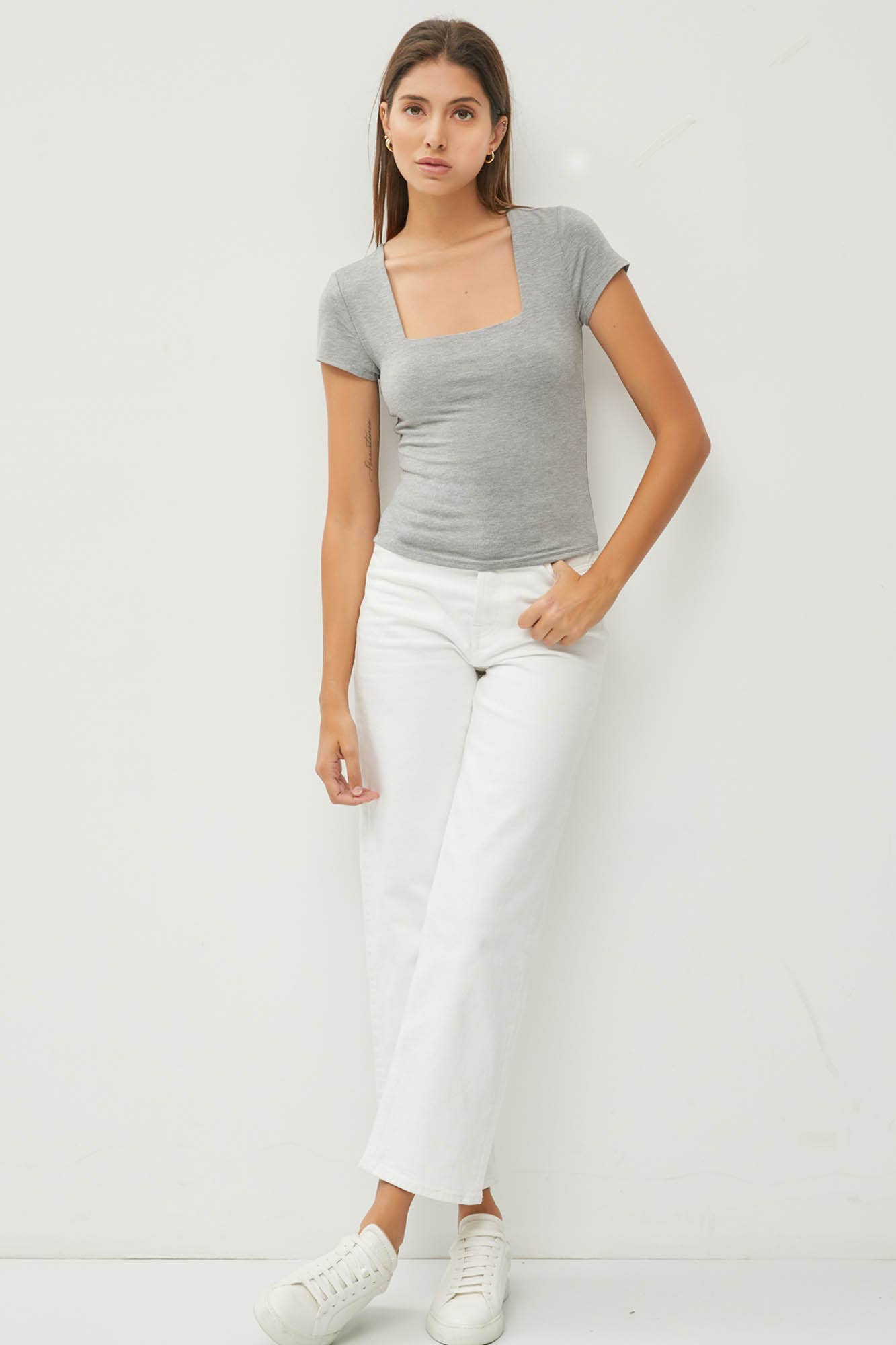 SQUARE NECK KNIT TEE