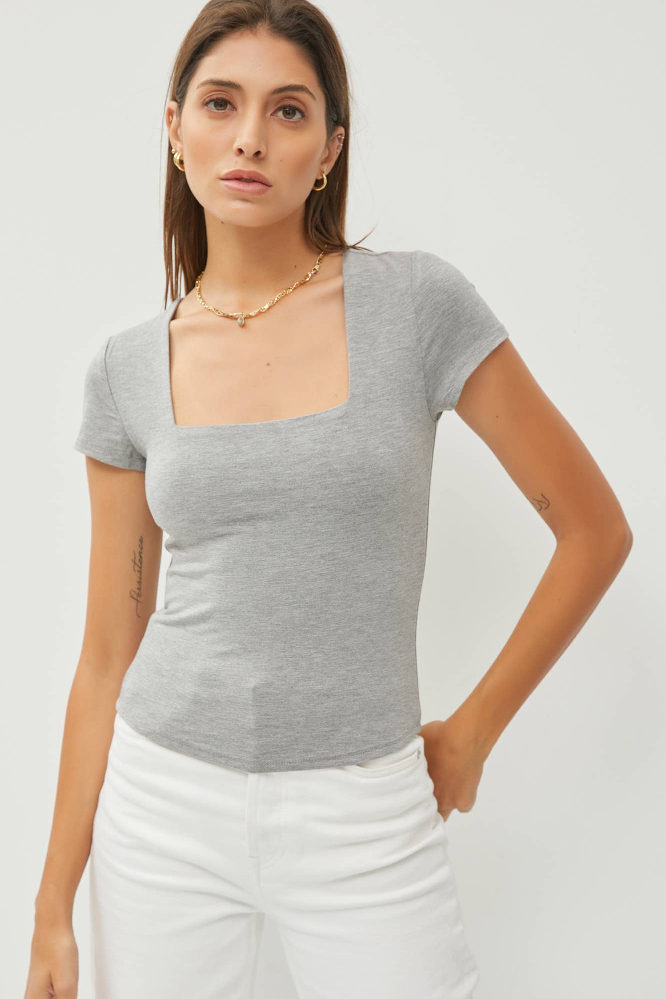 SQUARE NECK KNIT TEE