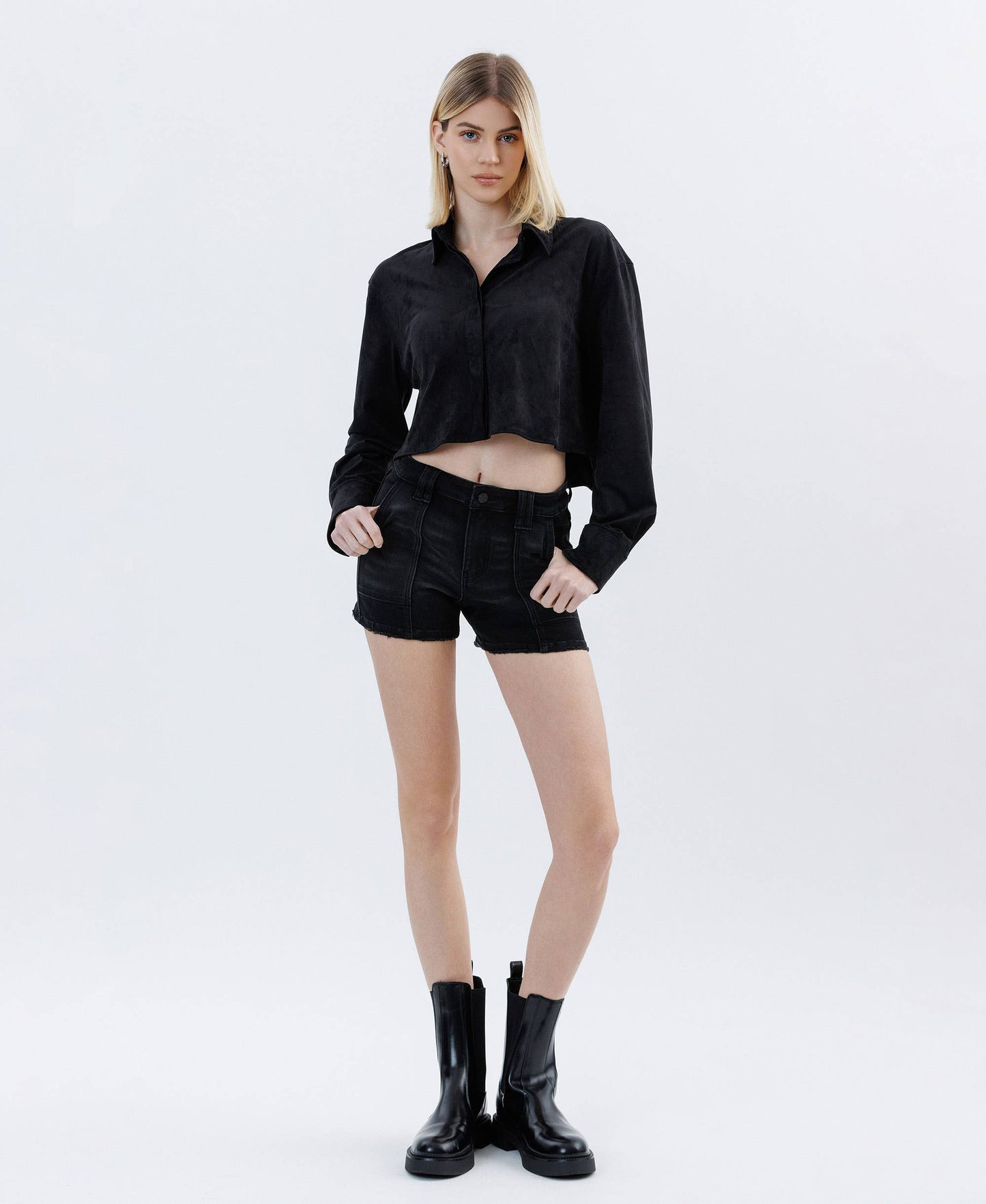 HIGH RISE UTILITY POCKET DENIM SHORTS LV1744BK