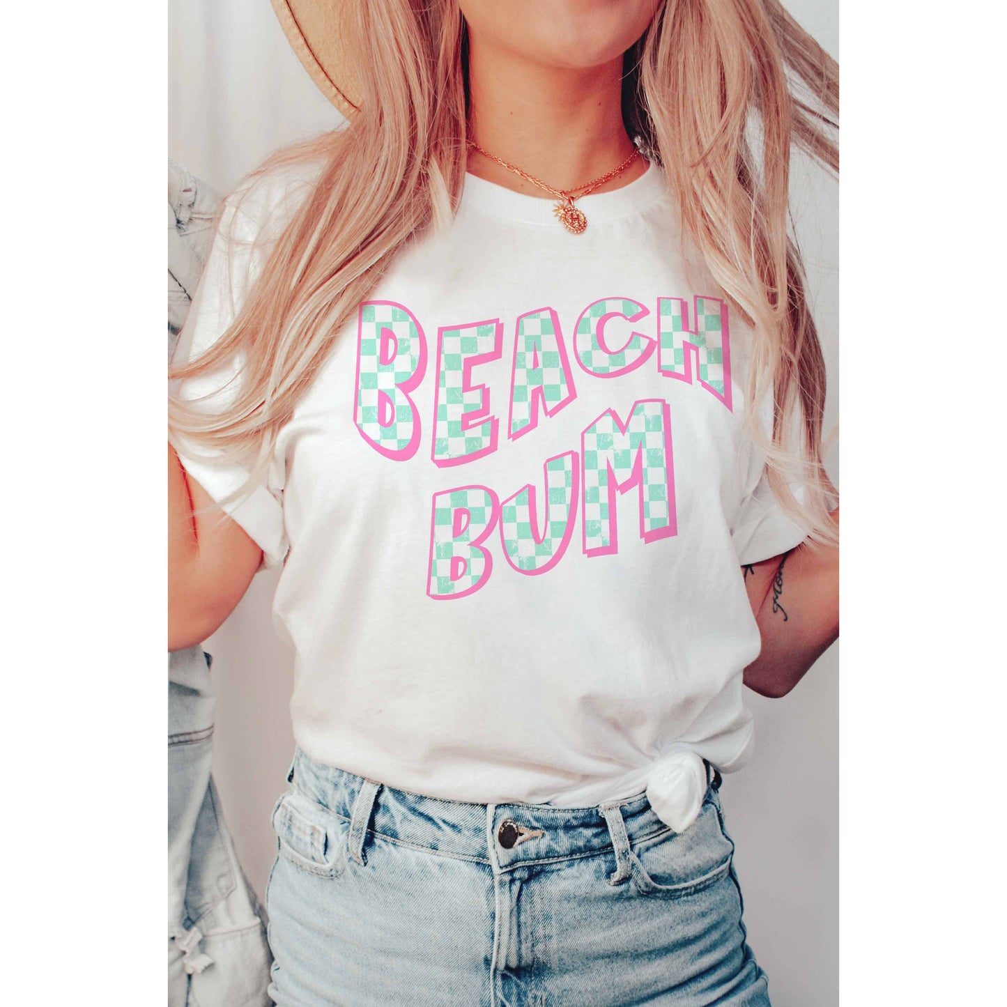 CHECKERED BEACH BUM Graphic Tee