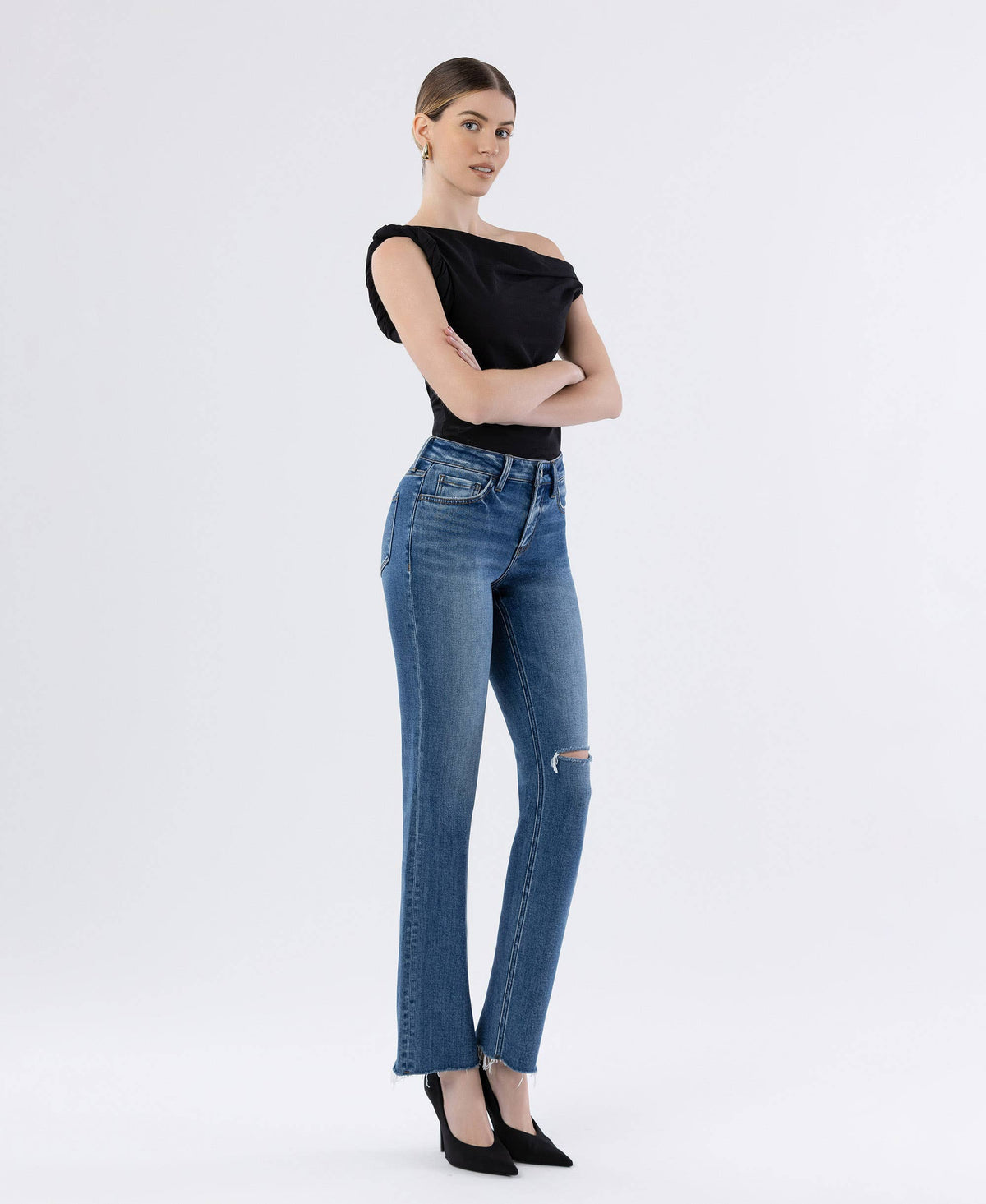 VICTORIA HIGH RISE RAW HEM STRAIGHT JEANS T6679