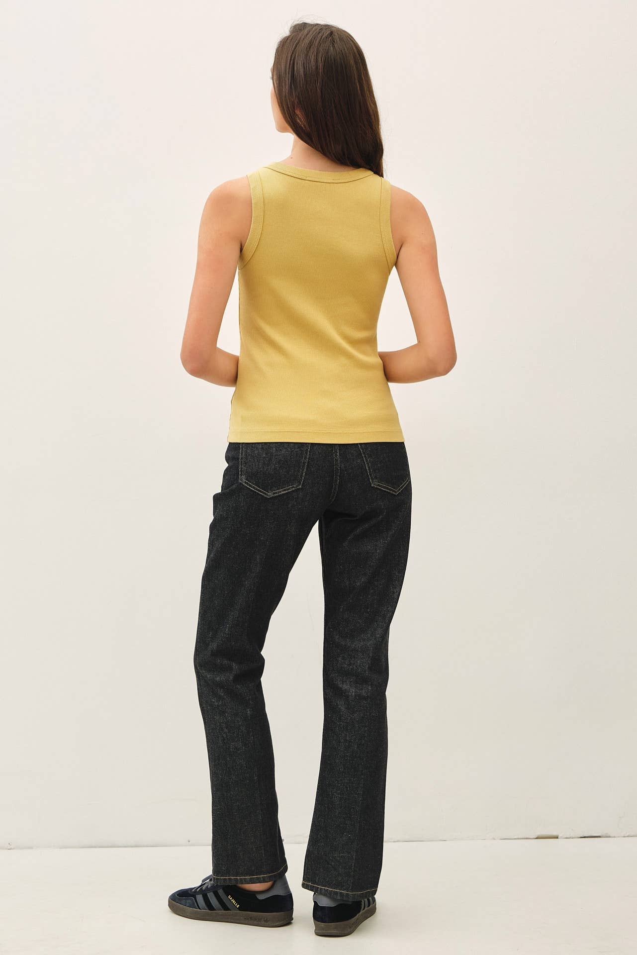Round neck basic tank