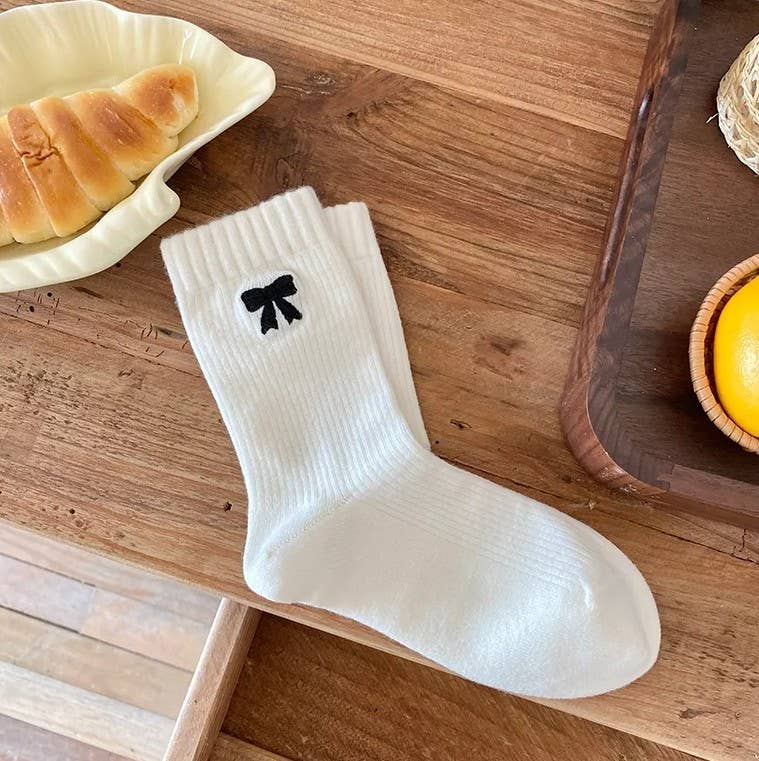 WOMAN RIBBED BOW KNOT SOCKS | 40S02074